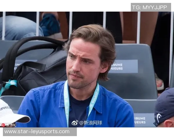 刘芳专访：从青涩少女到网球明星的奋斗与成长之路