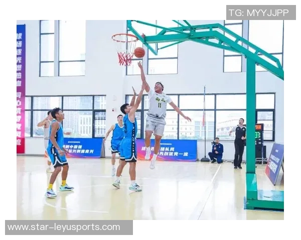 运动最新数据聚焦南京篮球队的团队意识与战术配合探讨